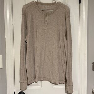 Old Navy Men’s Taupe Long Sleeve Henley